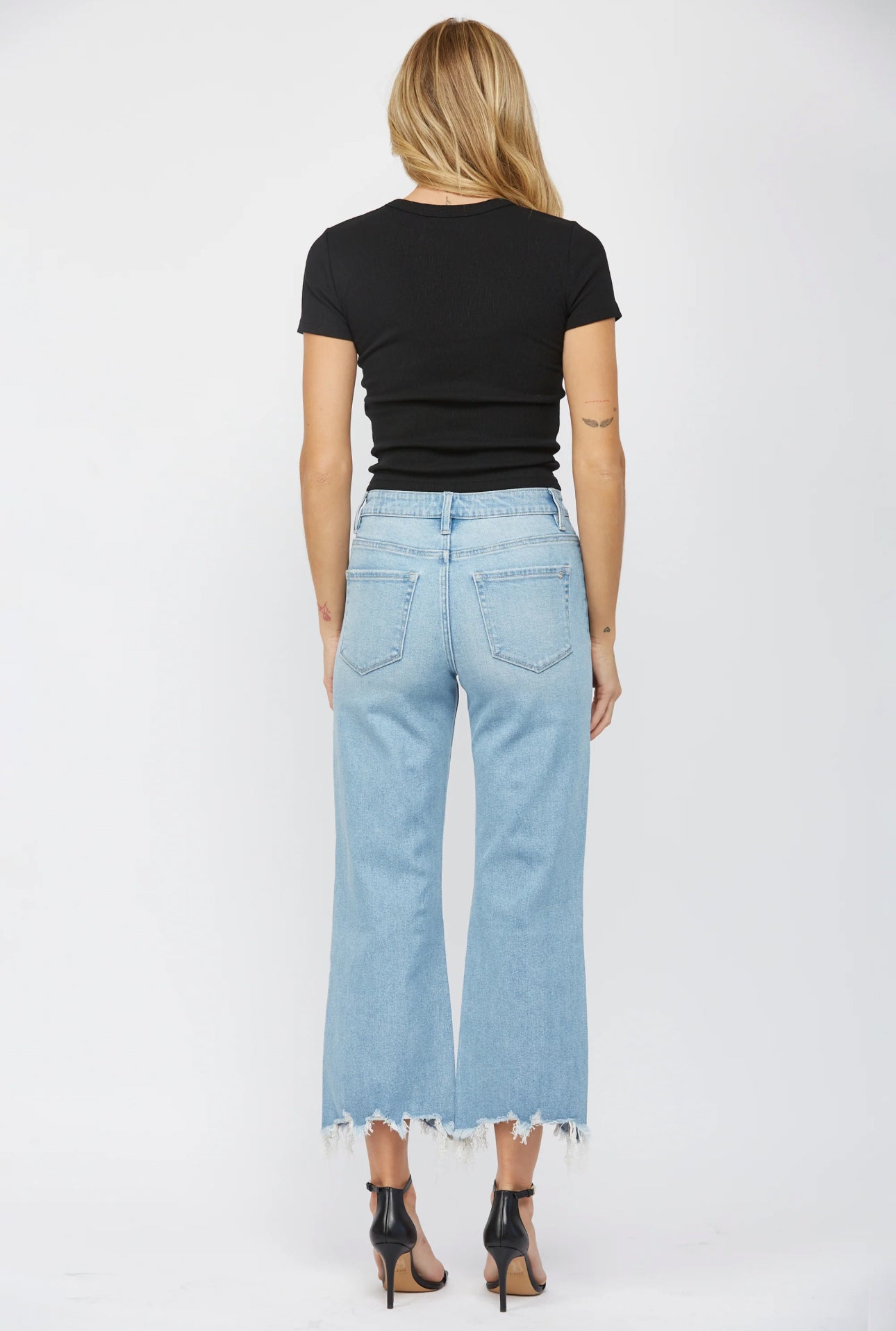 MICA: 90s Vintage Crop Flare