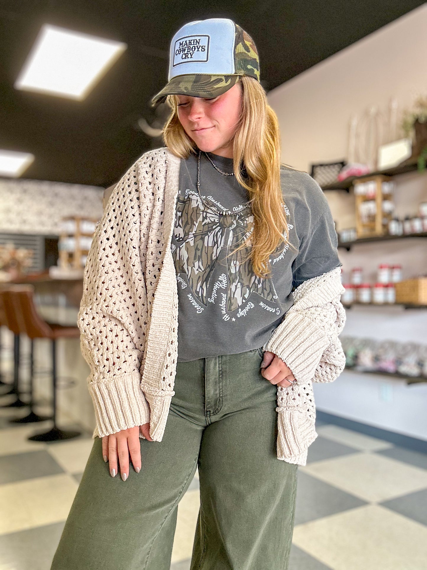 Hello Hunting Bow Graphic Tee