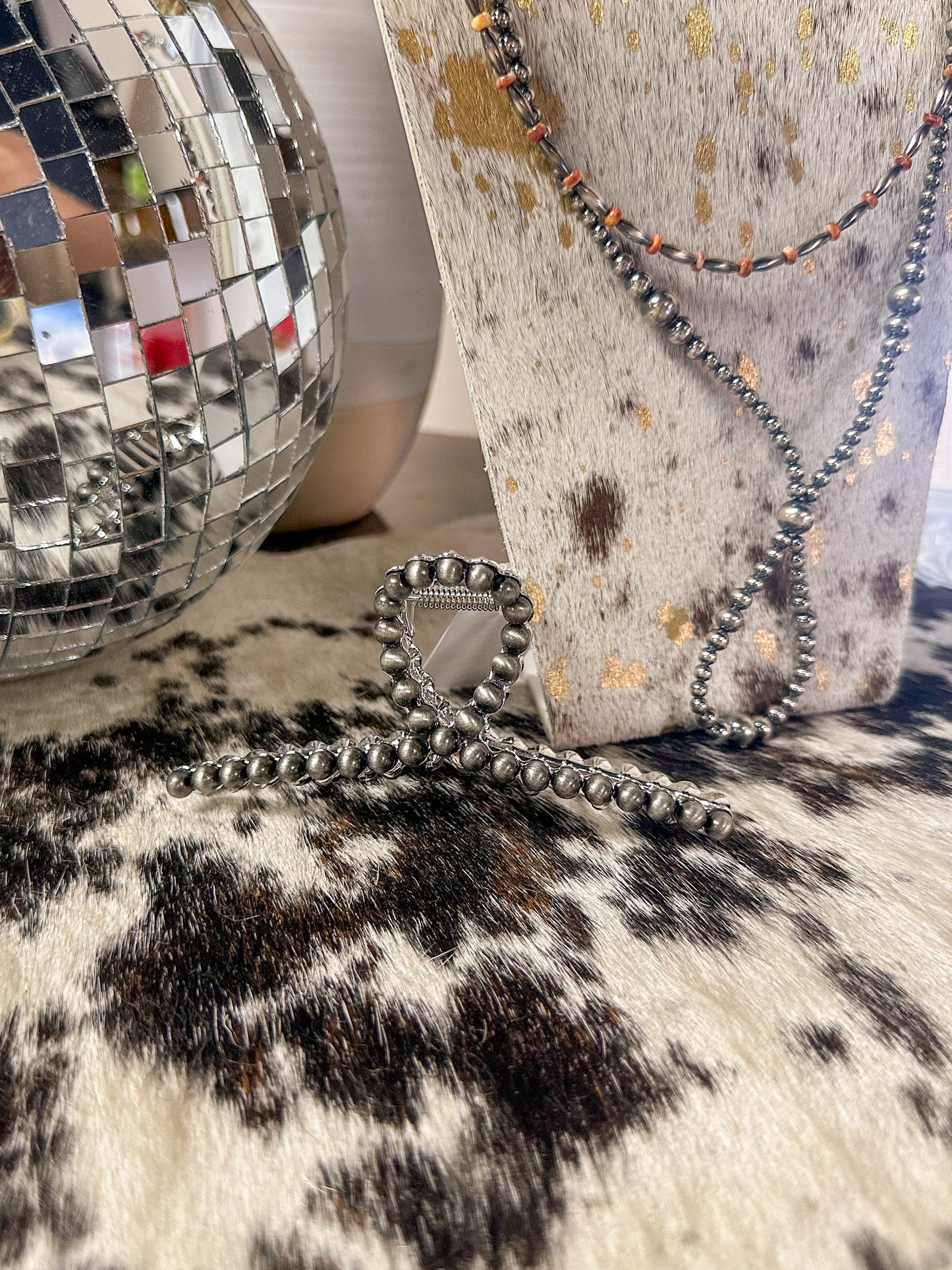 Faux Navajo Pearl Claw Clip