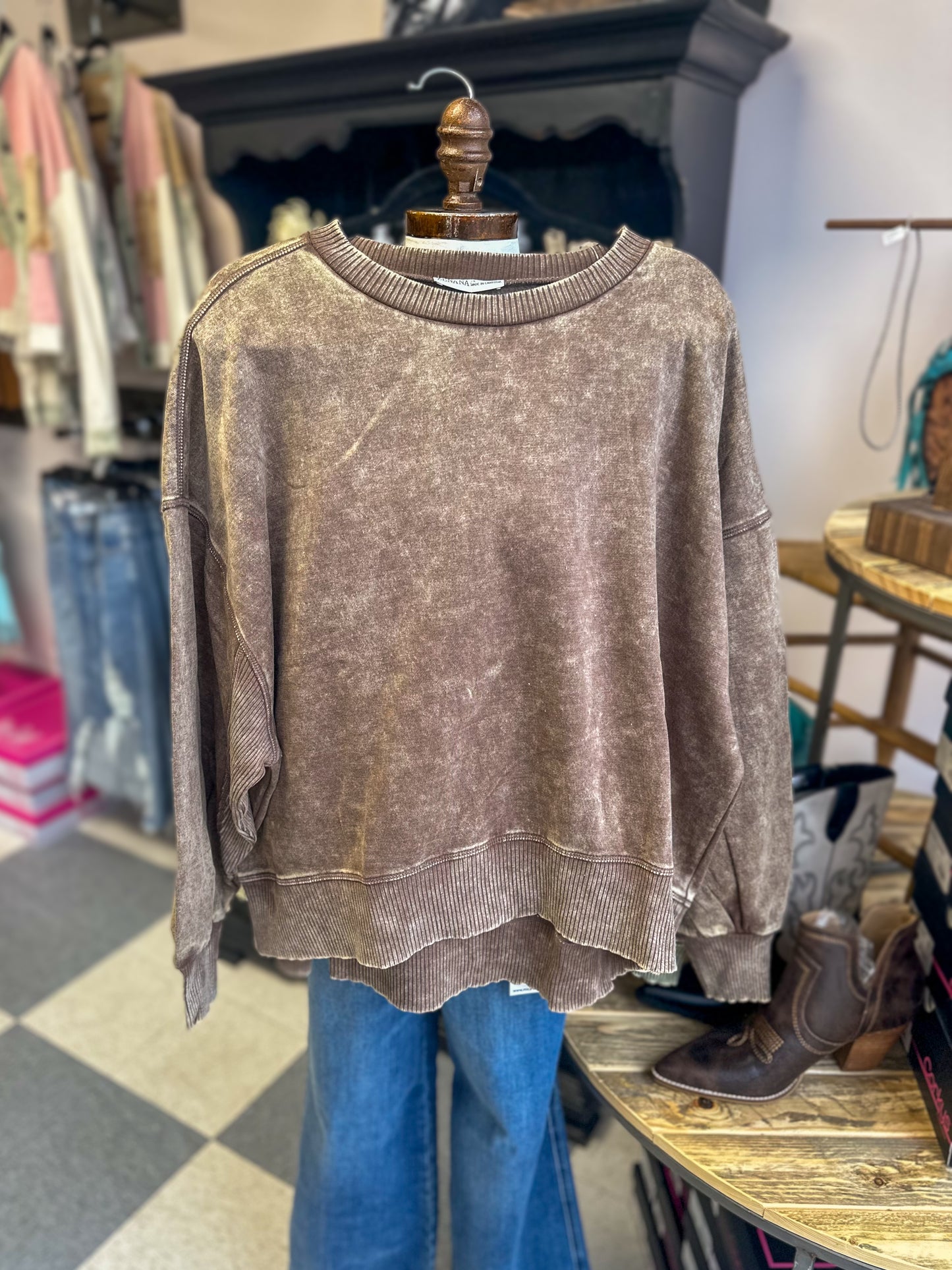 CURVY:Mocha Washed Oversize Fleece Pullover