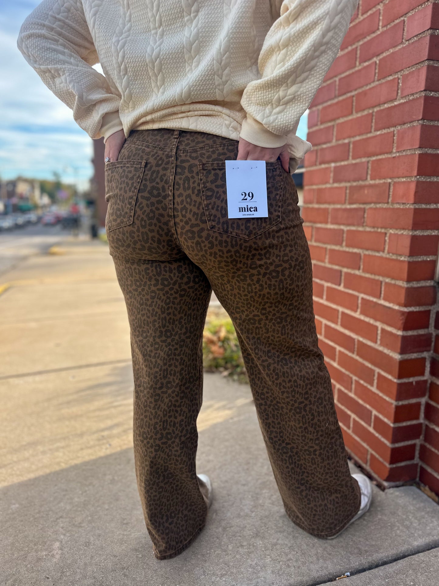 MICA:High Rise Wide Leg Leopard Jeans