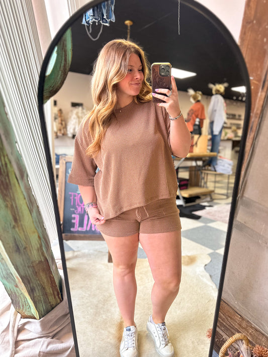 Ribbed Short Sleeve Set in Brown