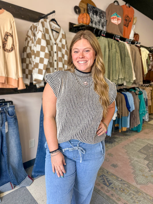 Sleeveless Two Tone Knit Sweater Vest