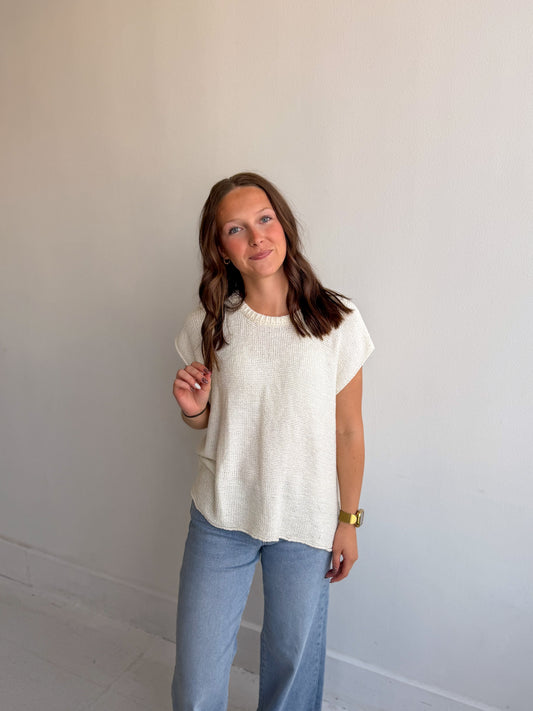 Crewneck Basic Sweater Vest in White