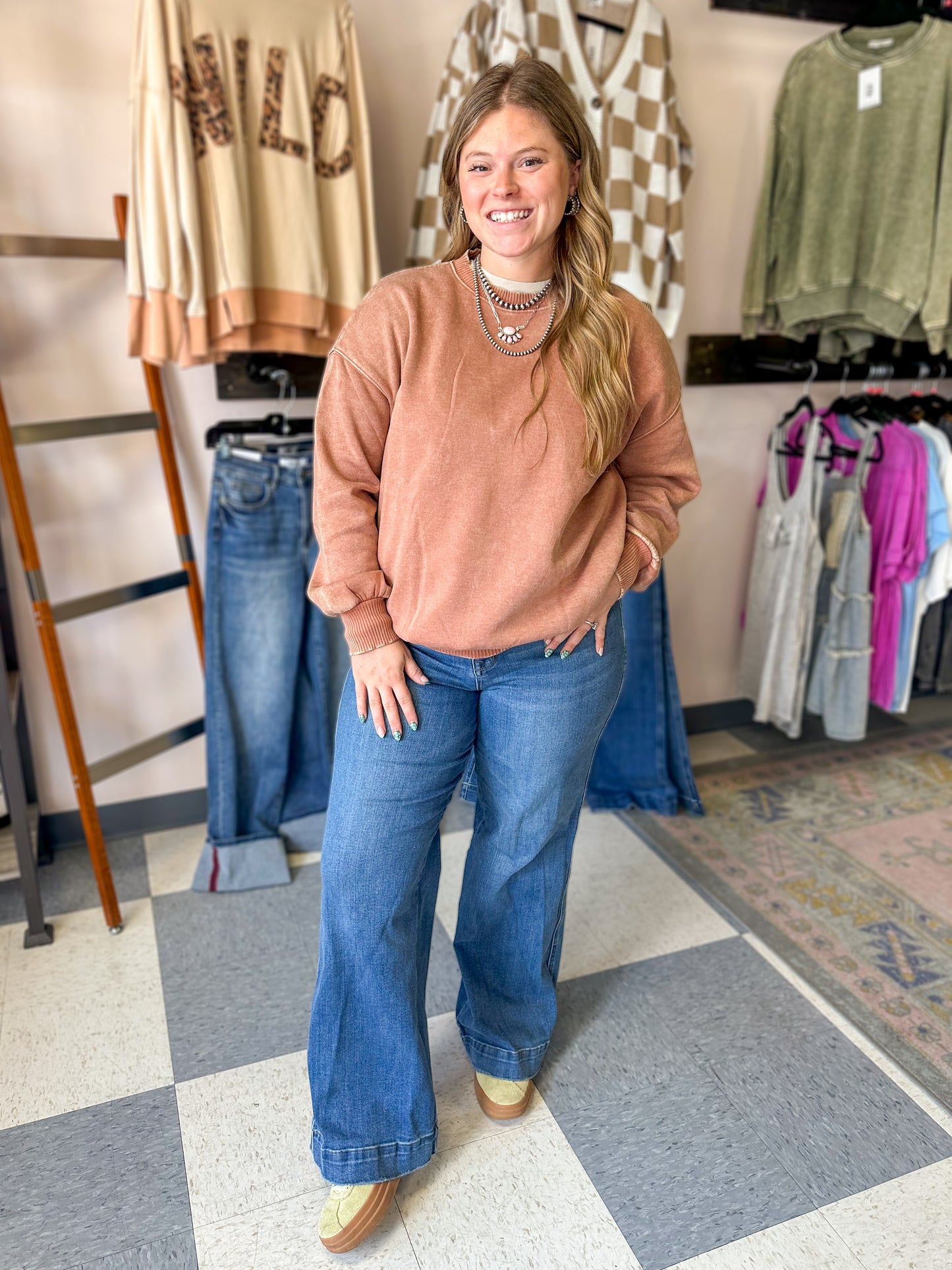 CURVY: Rust Washed Oversize Fleece Pullover