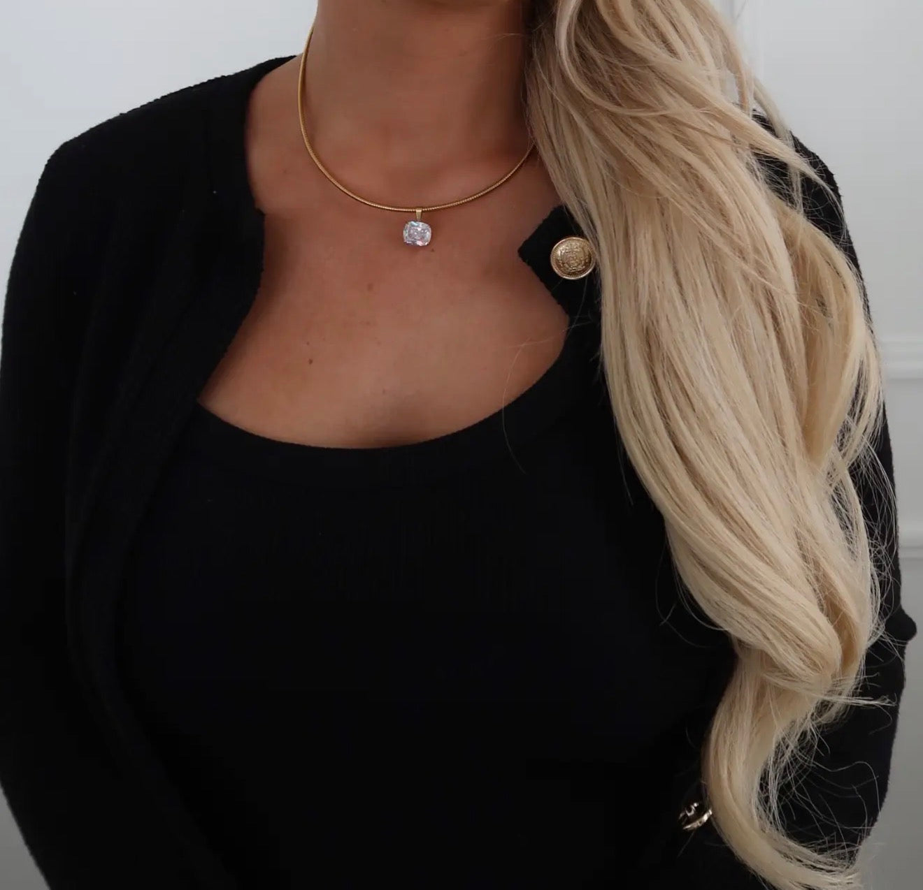 Ally Pendant Necklace