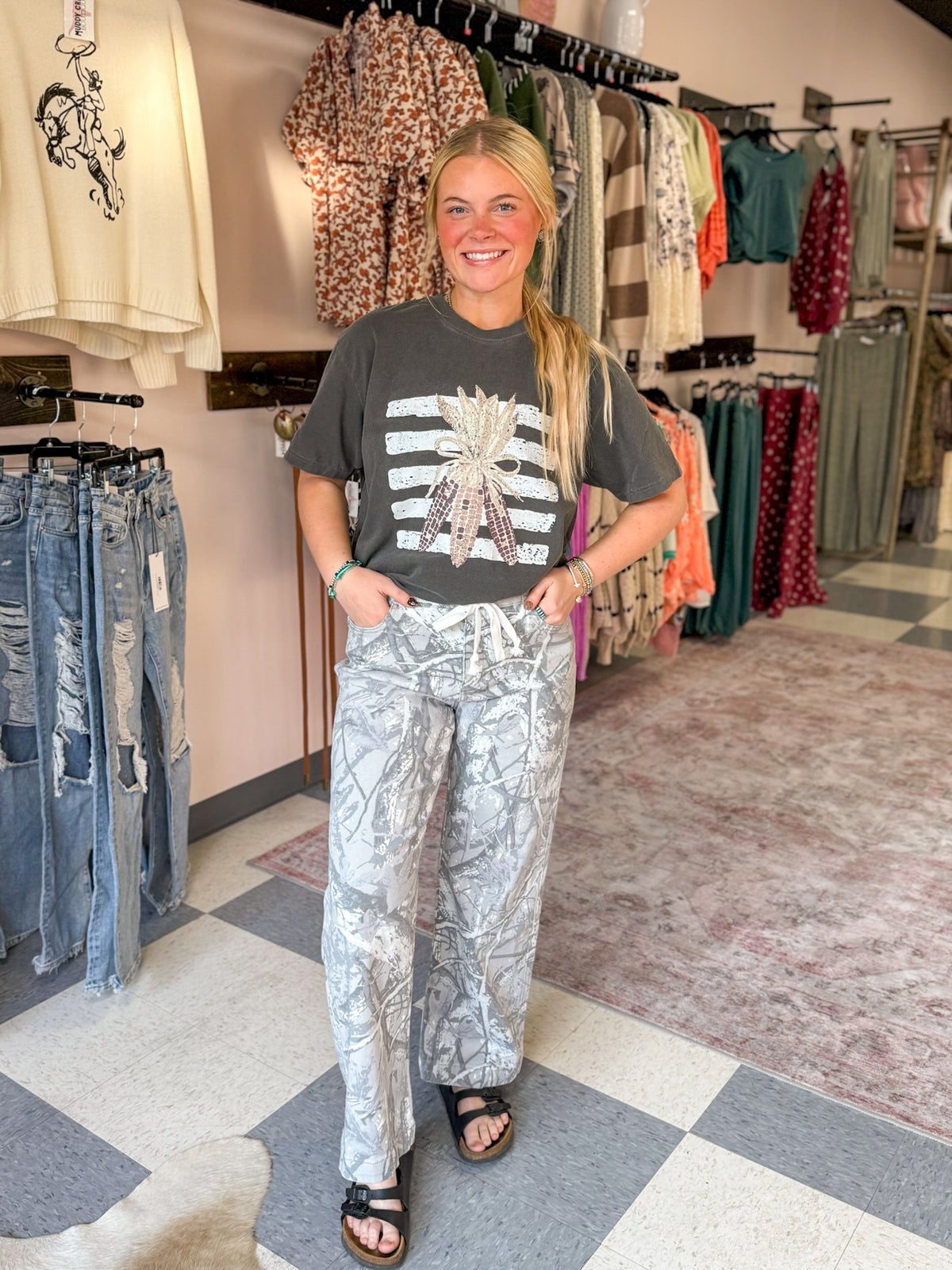 Mica: High-Rise Wide Ankle Jogger
