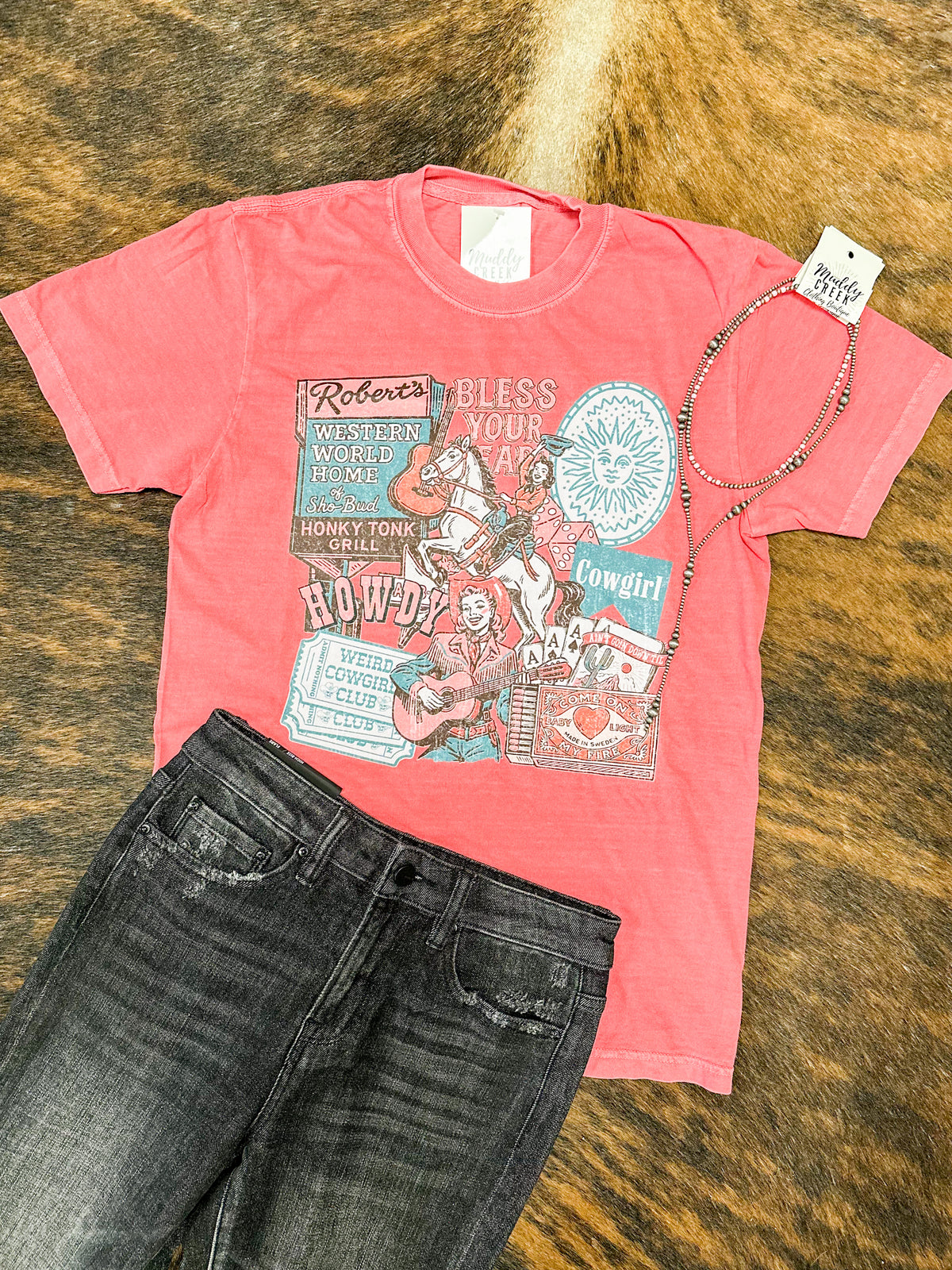 W Merch Western World Vintage Collage Graphic Tee – Muddy Creek Clothing Boutique