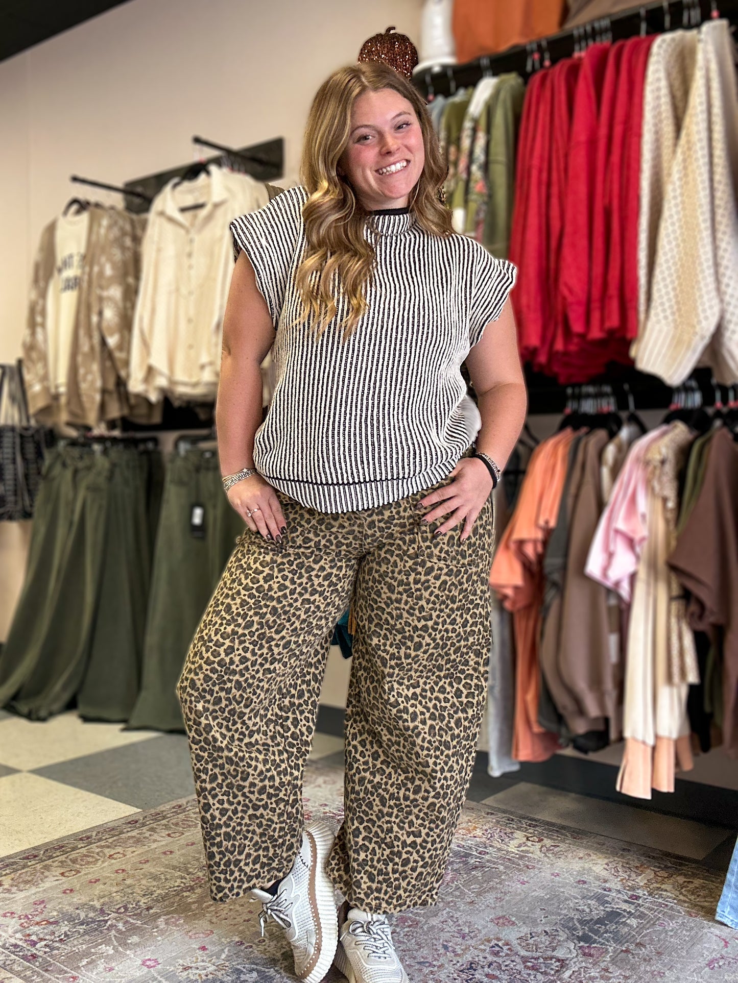 Sleeveless Two Tone Knit Sweater Vest