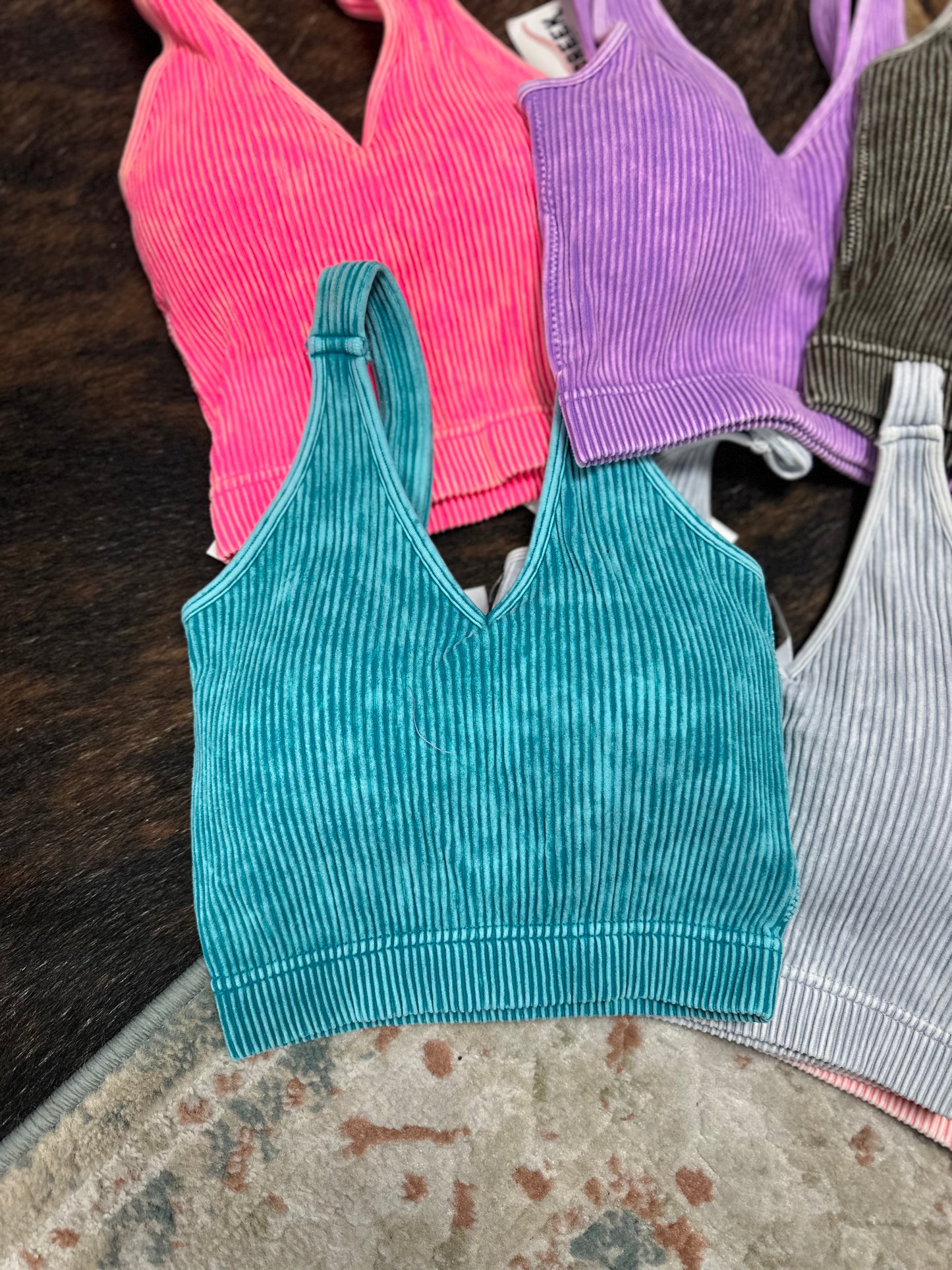 Light Teal Ribbed and Padded Seamless Tank