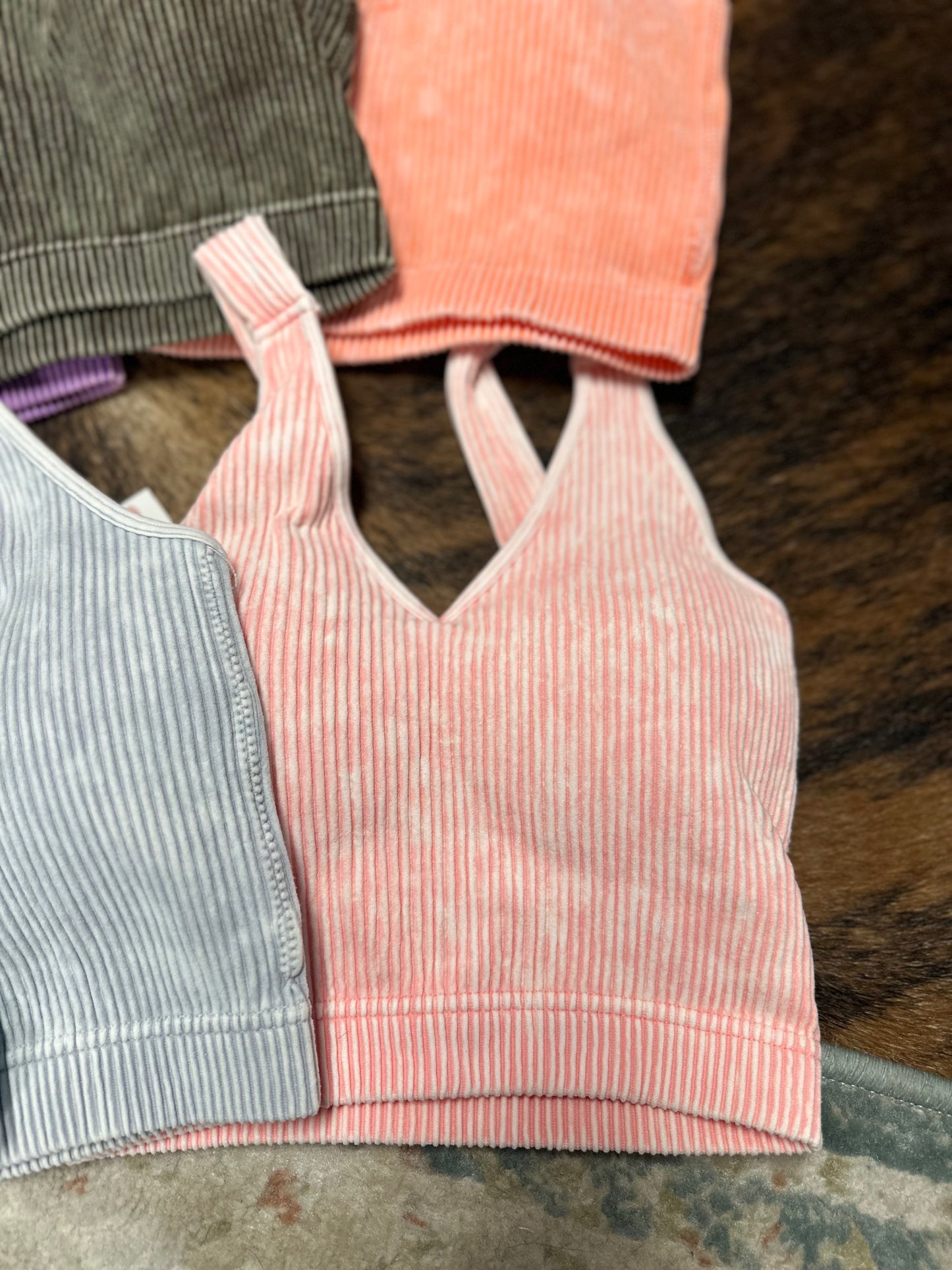Dusty Pink Ribbed and Padded Seamless Tank
