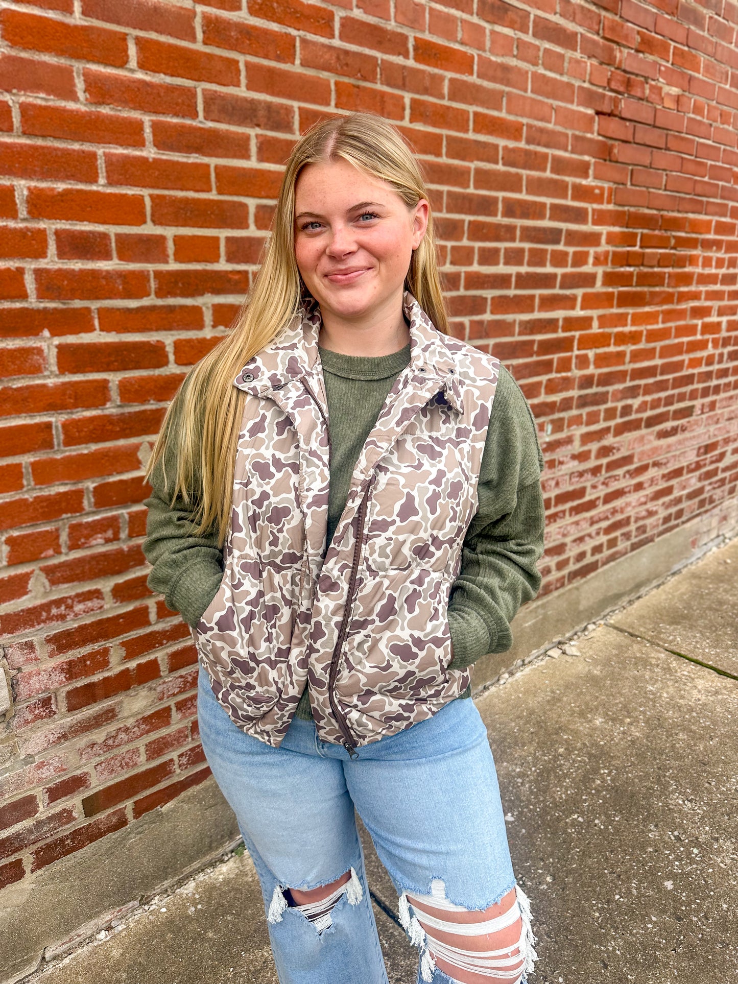 Retro Duck Camo Puffer Vest