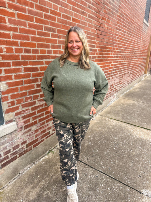 CURVY: Dark Olive Hacci Ribbed Long Sleeve